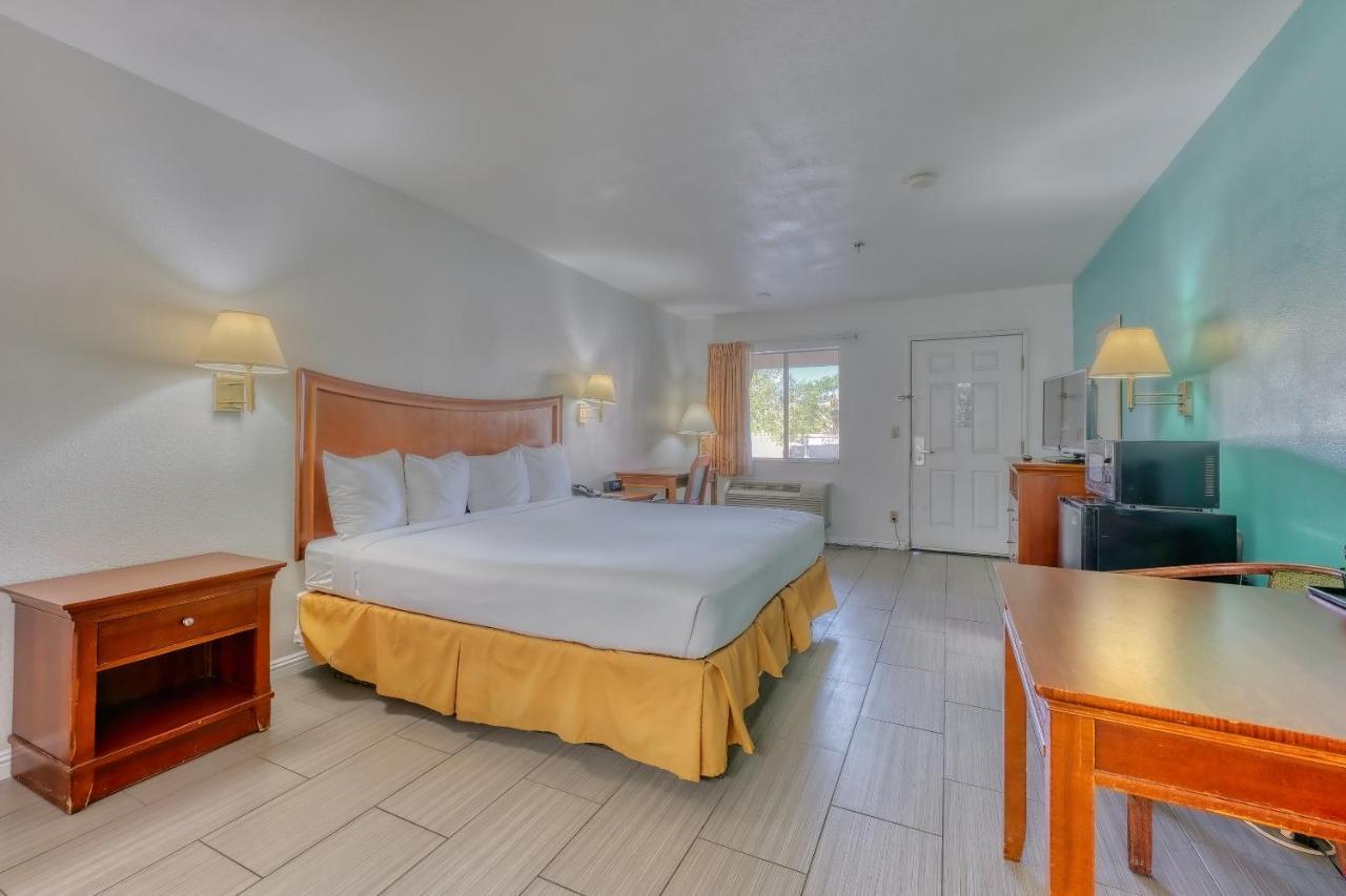 Rio Del Sol Inn נידלס מראה חיצוני תמונה